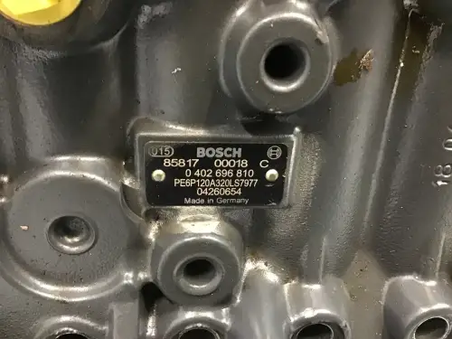 BOMBA DE COMBUSTIBLE BOSCH 0402696810 USADA - Imagen miniatura 3