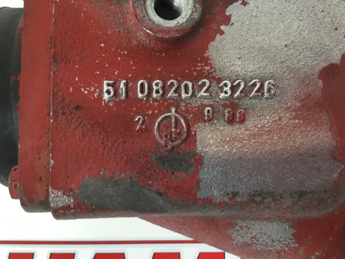 MAN EINLAASSAMMELSTELLE 51082025235 GEBRAUCHT – Bild 2