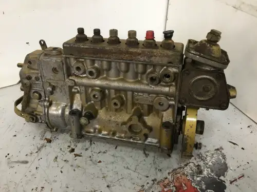 BOSCH FUEL PUMP 0401846266 USED - Thumb image 2