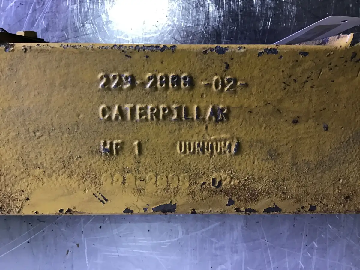 CATERPILLAR SUPPORT MOTEUR 2292888 D'OCCASION - Image 2