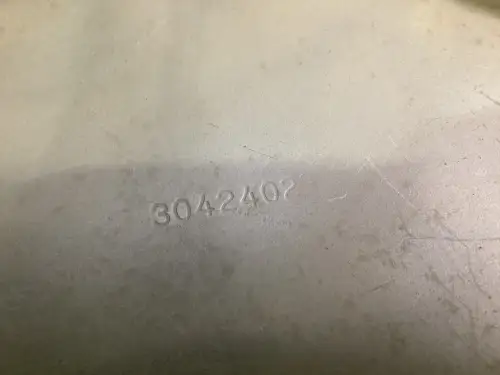 CUMMINS NT855 VENTILDECKEL 3042402 GEBRAUCHT – Vorschaubild 2
