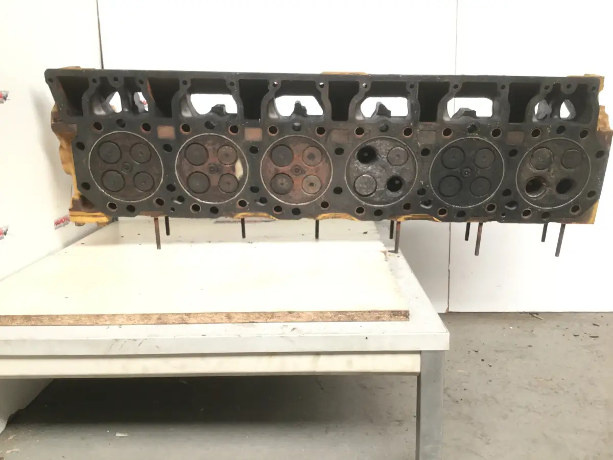 CATERPILLAR HEAD-CYLINDER 1053787 USED - Picture 3