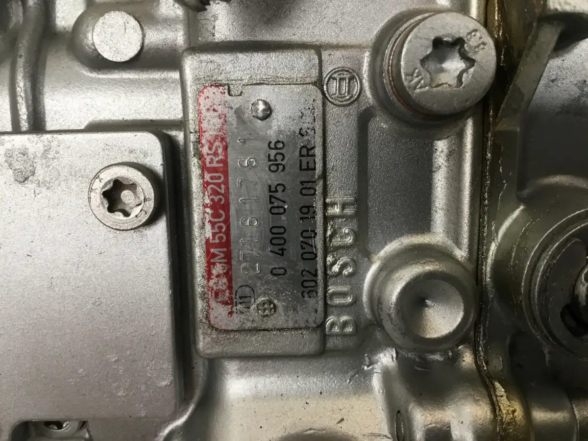 USED BOSCH FUEL PUMP 0400075956 - Picture 3