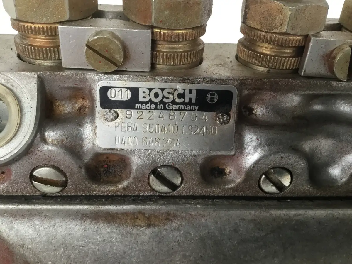 POMPE À CARBURANT BOSCH 0400646254 UTILISÉE - Image 3