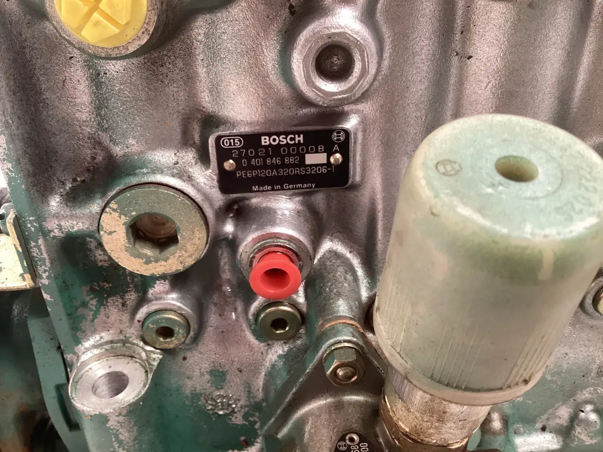 BOMBA DE COMBUSTIBLE BOSCH 0401846882 USADA - Imagen 2