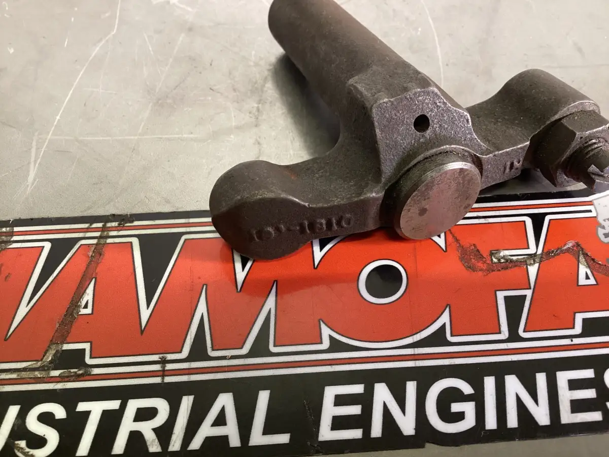 CATERPILLAR TAPPET BRUG MET LEIDINGSPEN, INLAAT 4N5612 GEGEBRUIKT - Afbeelding 2