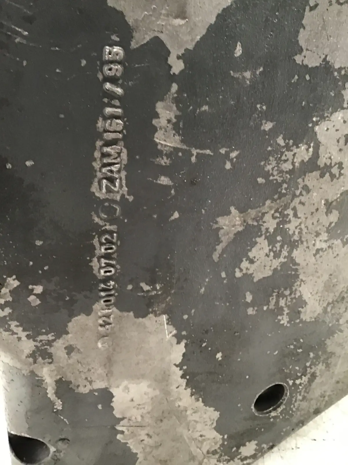 MERCEDES 421 014 07 02 UTILISÉ - Image 2