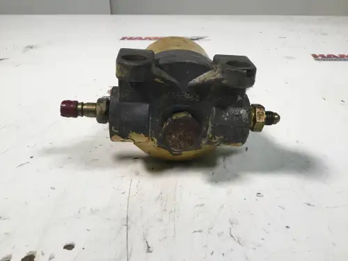 CATERPILLAR FUEL FILTER HOUSING 1N3583 USED - Thumb image 2