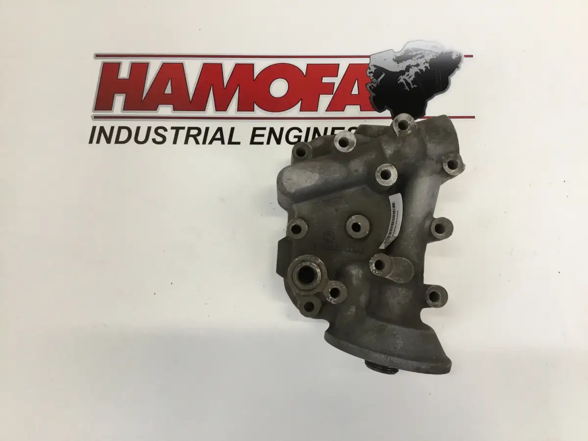 MAN OIL COOLER HOUSING 51055036106 USED - Picture 2