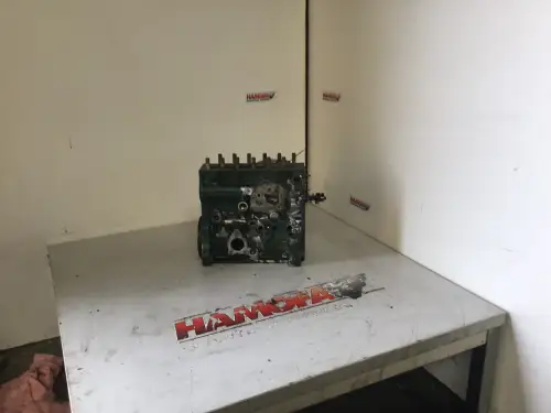 BOSCH BOMBA DE INYECCIÓN 0402796046 USADA