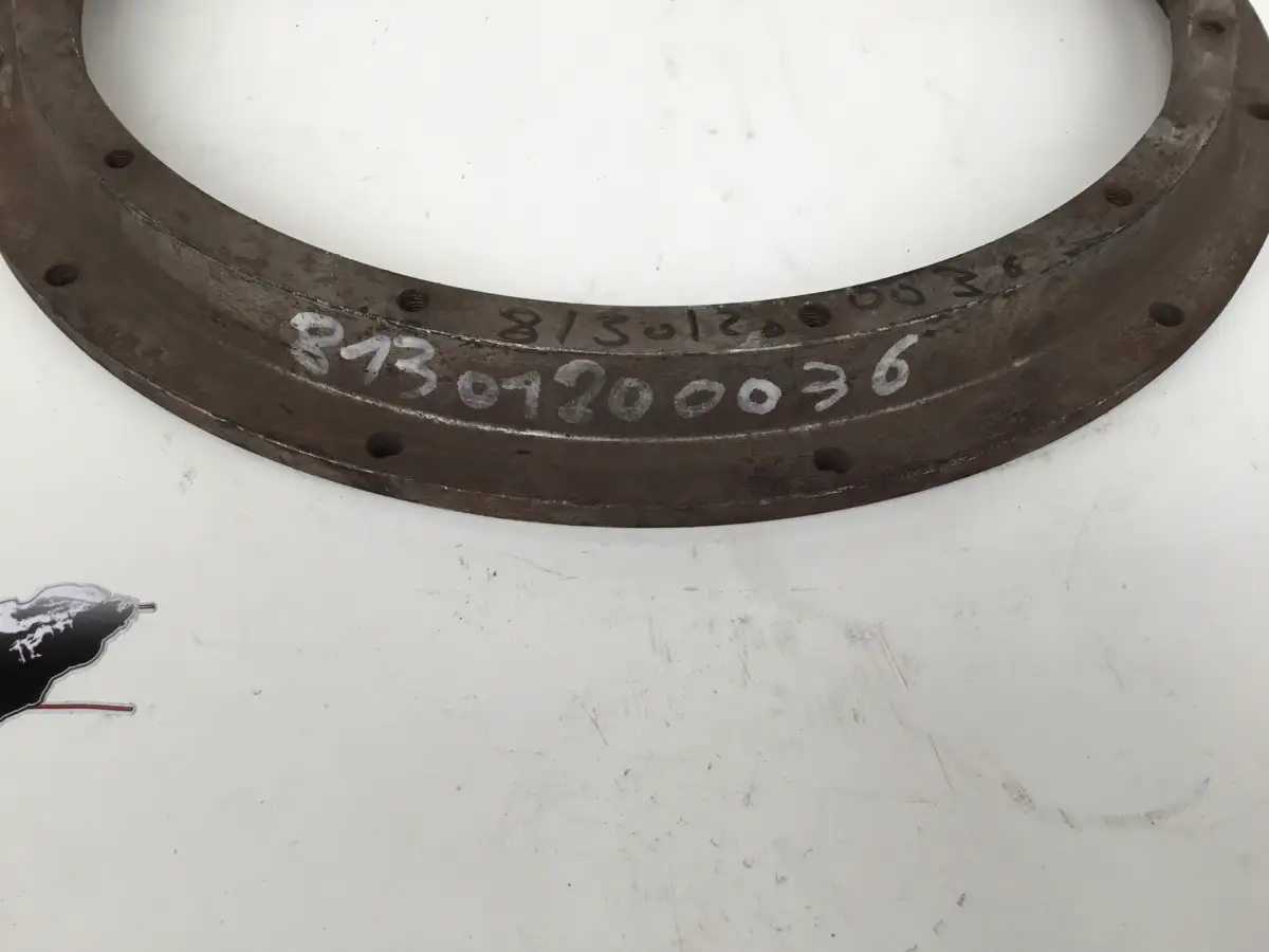 MAN SPACER 81301200036 GEBRUIKT - Afbeelding 2