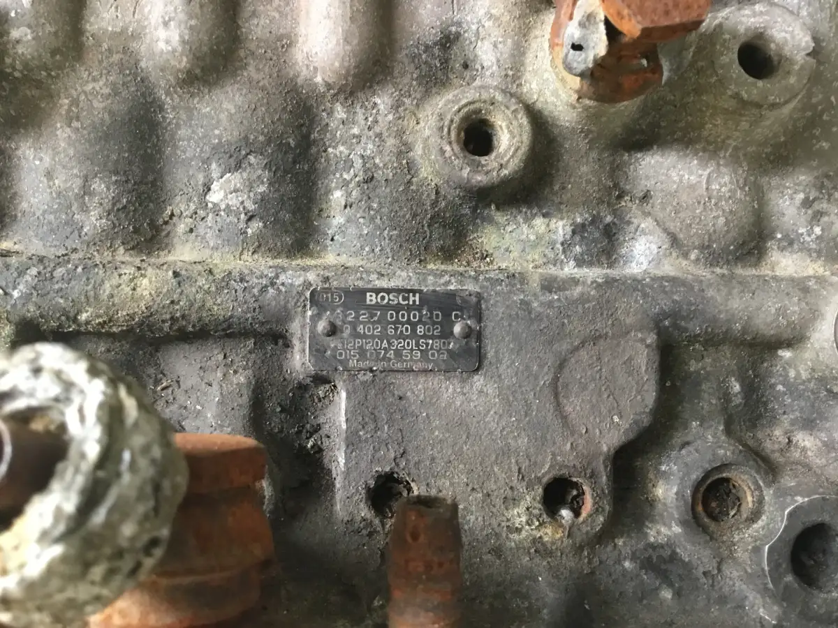 BOSCH FUEL PUMP 0402670802 USED - Picture 4
