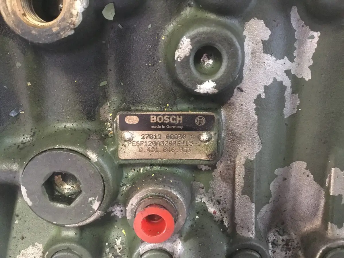 BOSCH FUEL PUMP 0401846553 USED - Picture 3