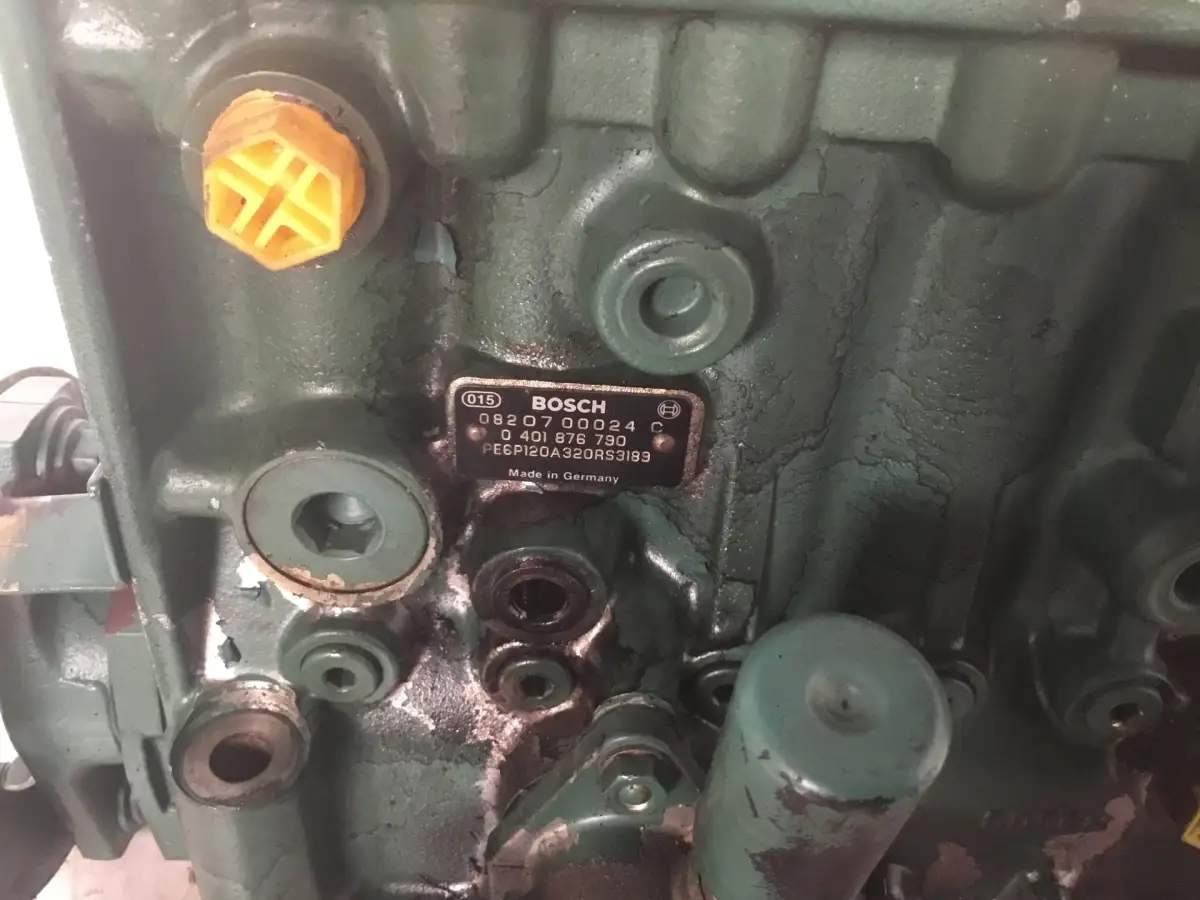 BOMBA DE COMBUSTIBLE BOSCH 0401876790 USADA - Imagen 4