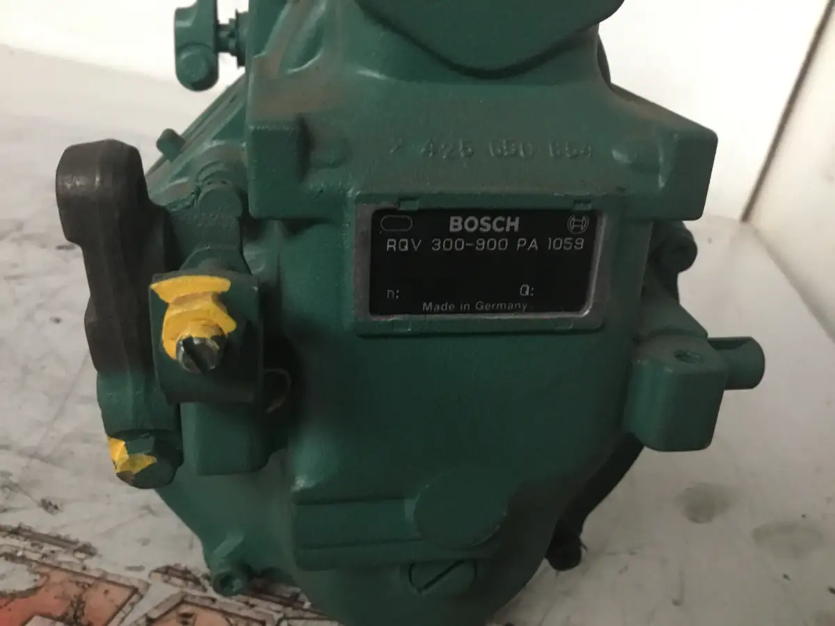 BOSCH FUEL PUMP 0402646617 USED - Picture 3