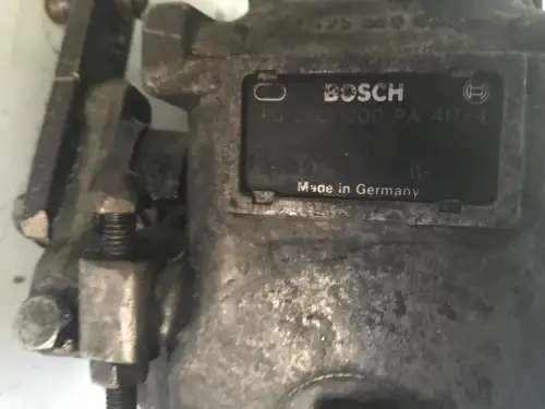 POMPE À CARBURANT BOSCH 0401846537 D'OCCASION - Miniature 2