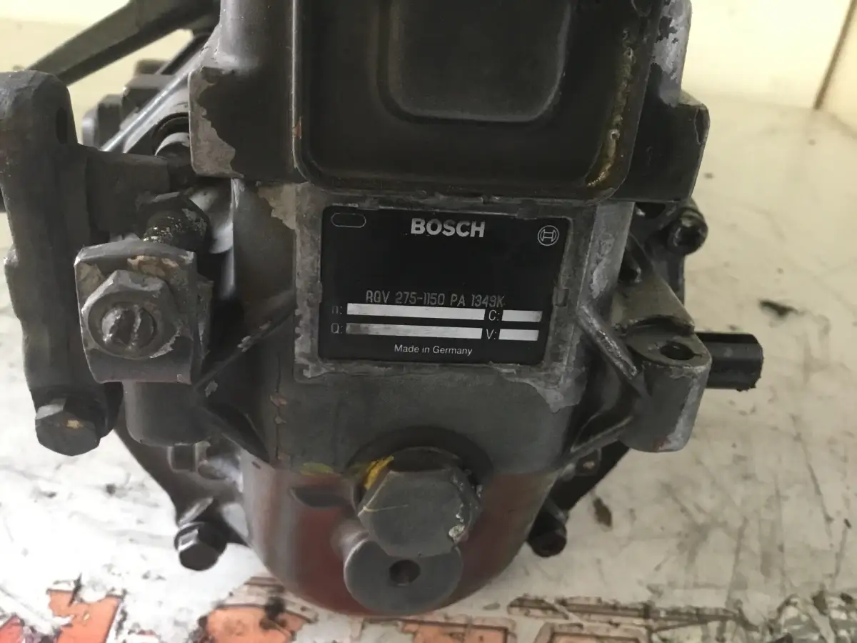 BOSCH FUEL PUMP 0402646677 USED - Picture 3