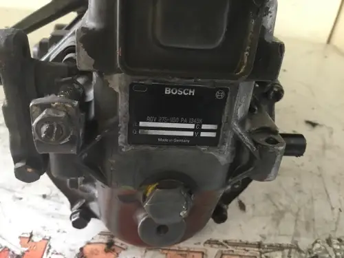 POMPE À CARBURANT BOSCH 0402646677 D'OCCASION - Miniature 3
