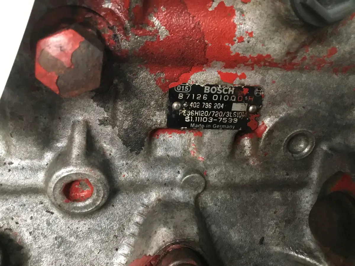 BOMBA DE COMBUSTIBLE BOSCH 0402796204 USADA - Imagen 3