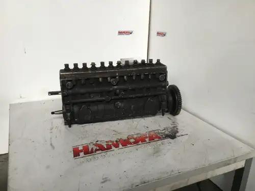 BOSCH FUEL PUMP 0401840026 USED - Thumb image 1