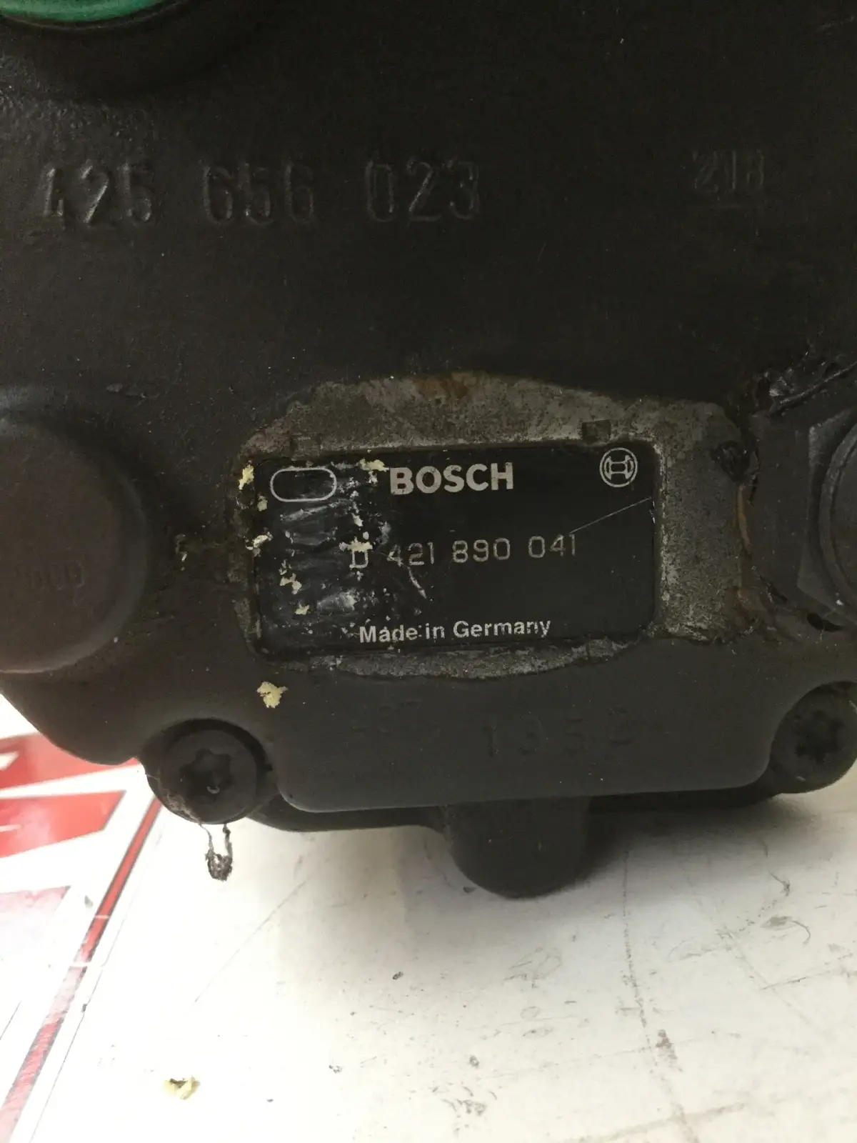 BOMBA DE COMBUSTIBLE BOSCH 0402690809 USADA - Imagen 2