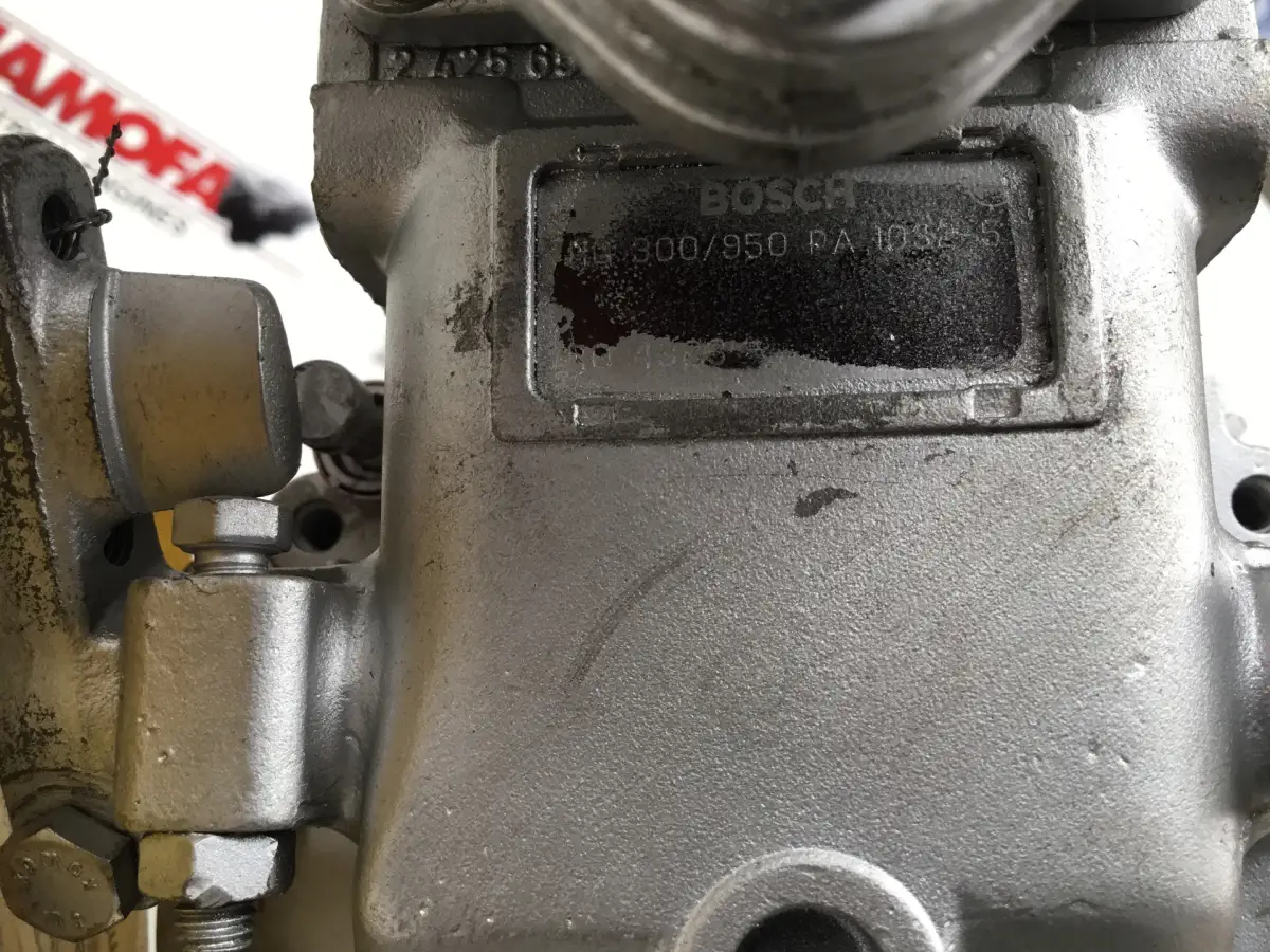 BOMBA DE COMBUSTIBLE BOSCH 0402648947 USADA - Imagen 2