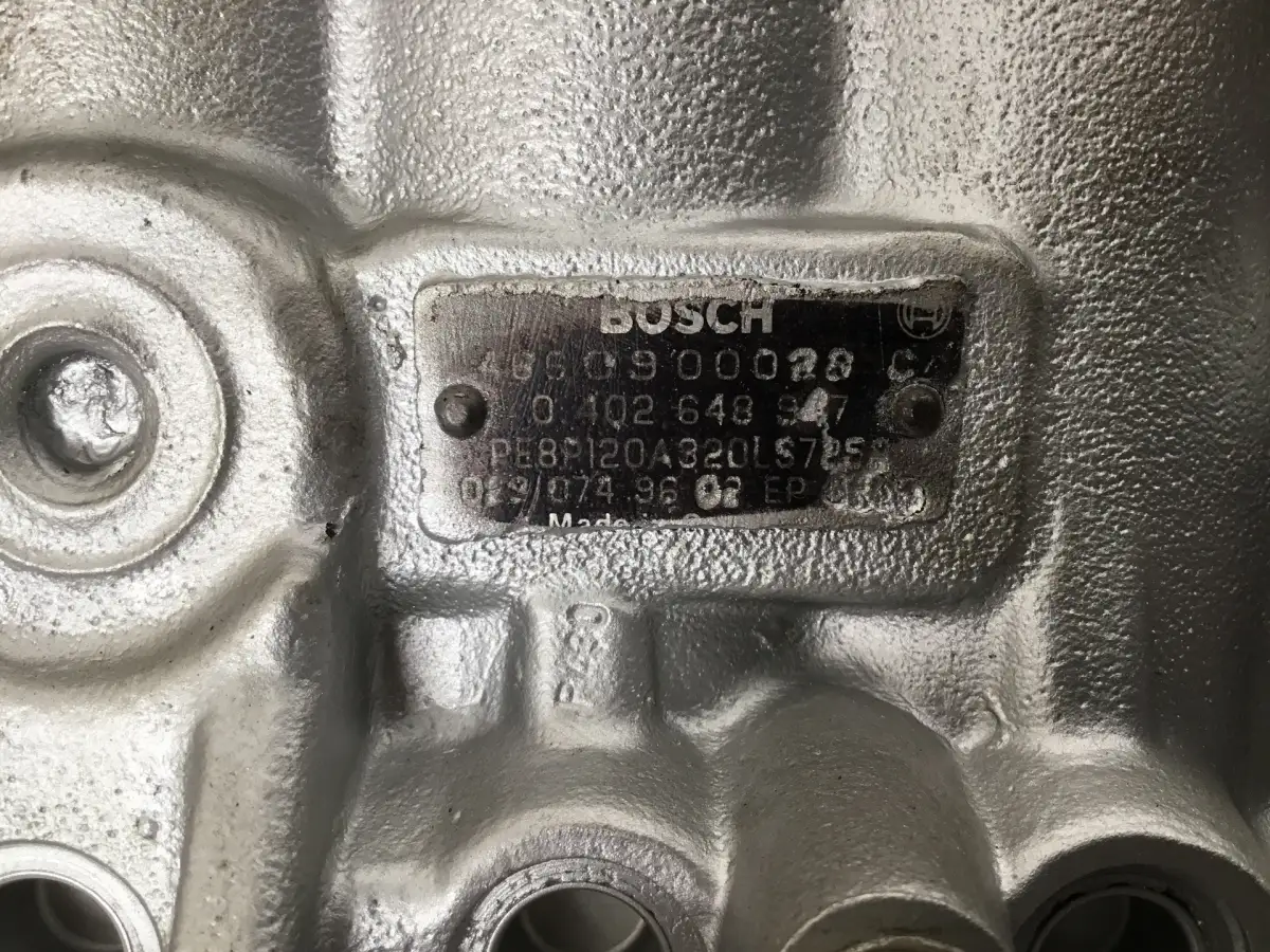 BOMBA DE COMBUSTIBLE BOSCH 0402648947 USADA - Imagen 3