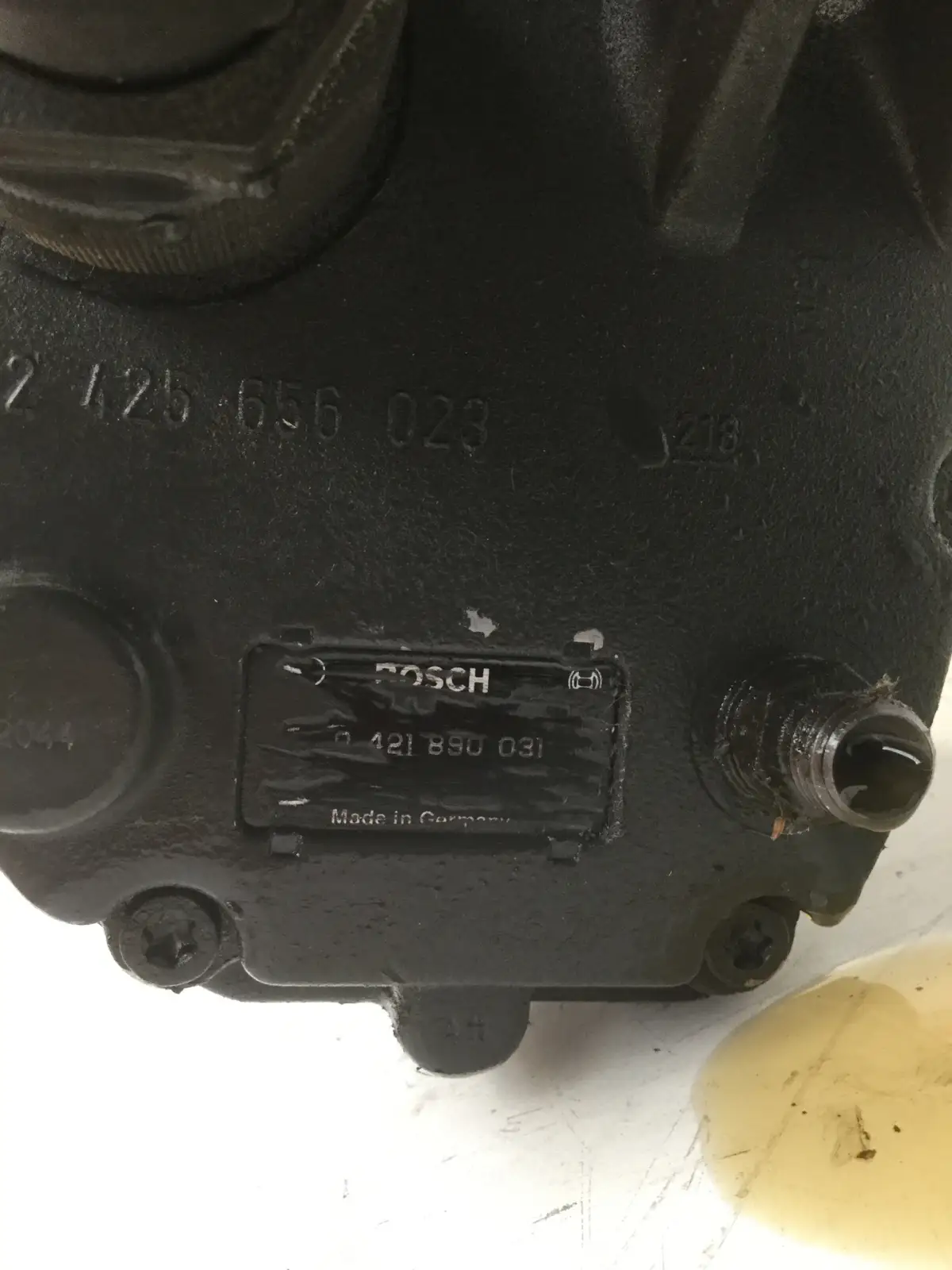 BOSCH FUEL PUMP 0402690810 USED - Picture 2
