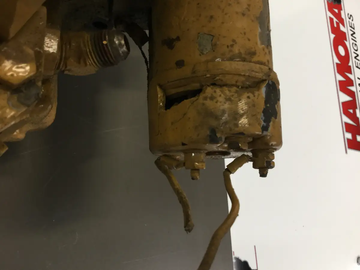 CATERPILLAR FUEL PUMP HOUSING 8N2896 USED - Picture 2