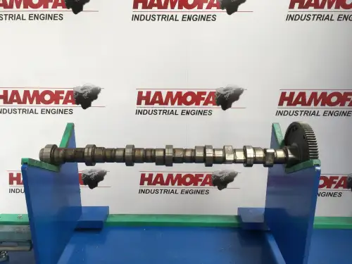 ÁRBOL DE LEVAS DEUTZ 04511880 USADO