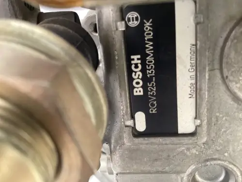 BOMBA DE COMBUSTIBLE BOSCH 0403446249 USADA - Imagen miniatura 2