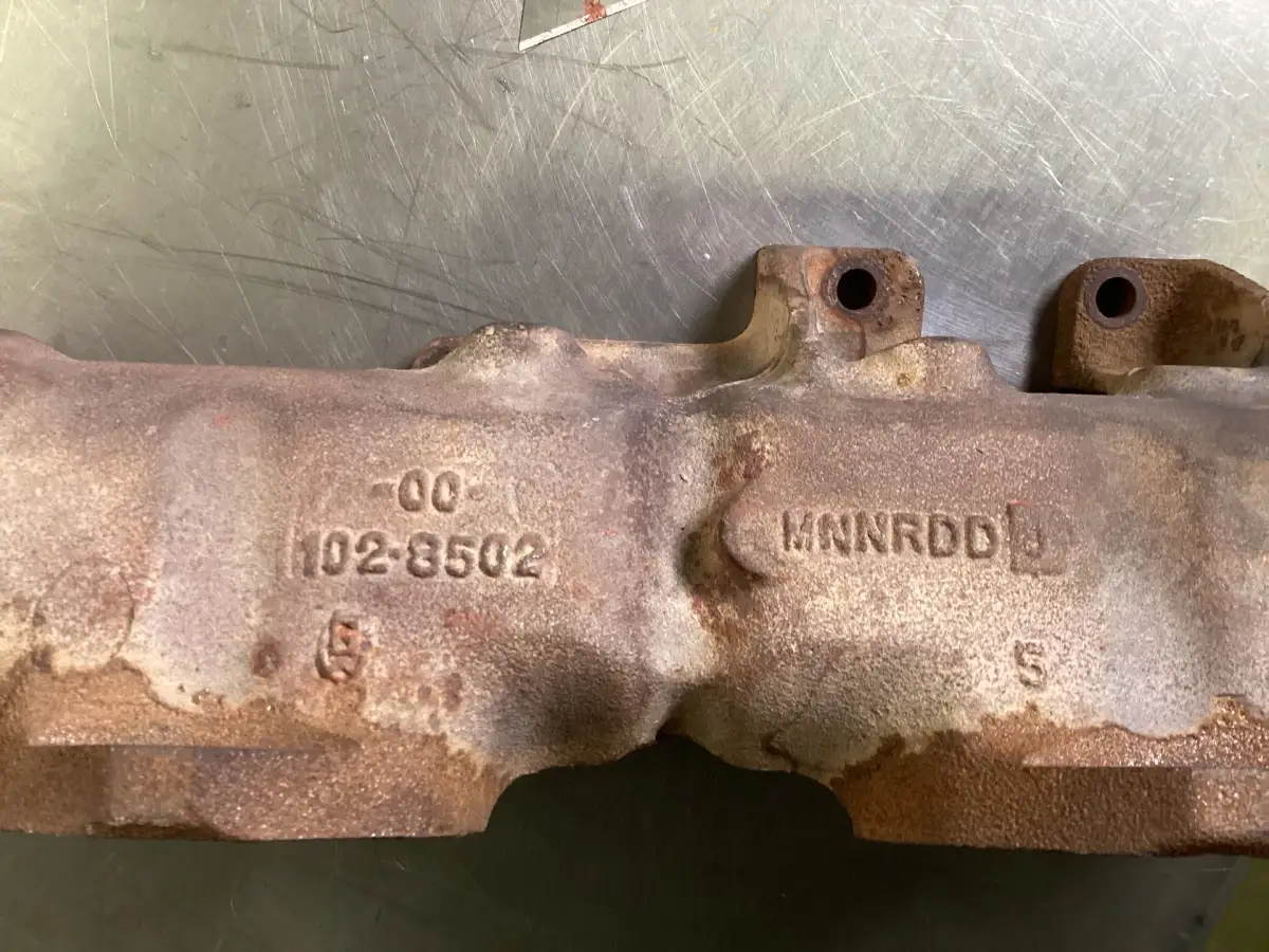 CATERPILLAR EXHAUST MANIFOLD 1028502 USED - Picture 2