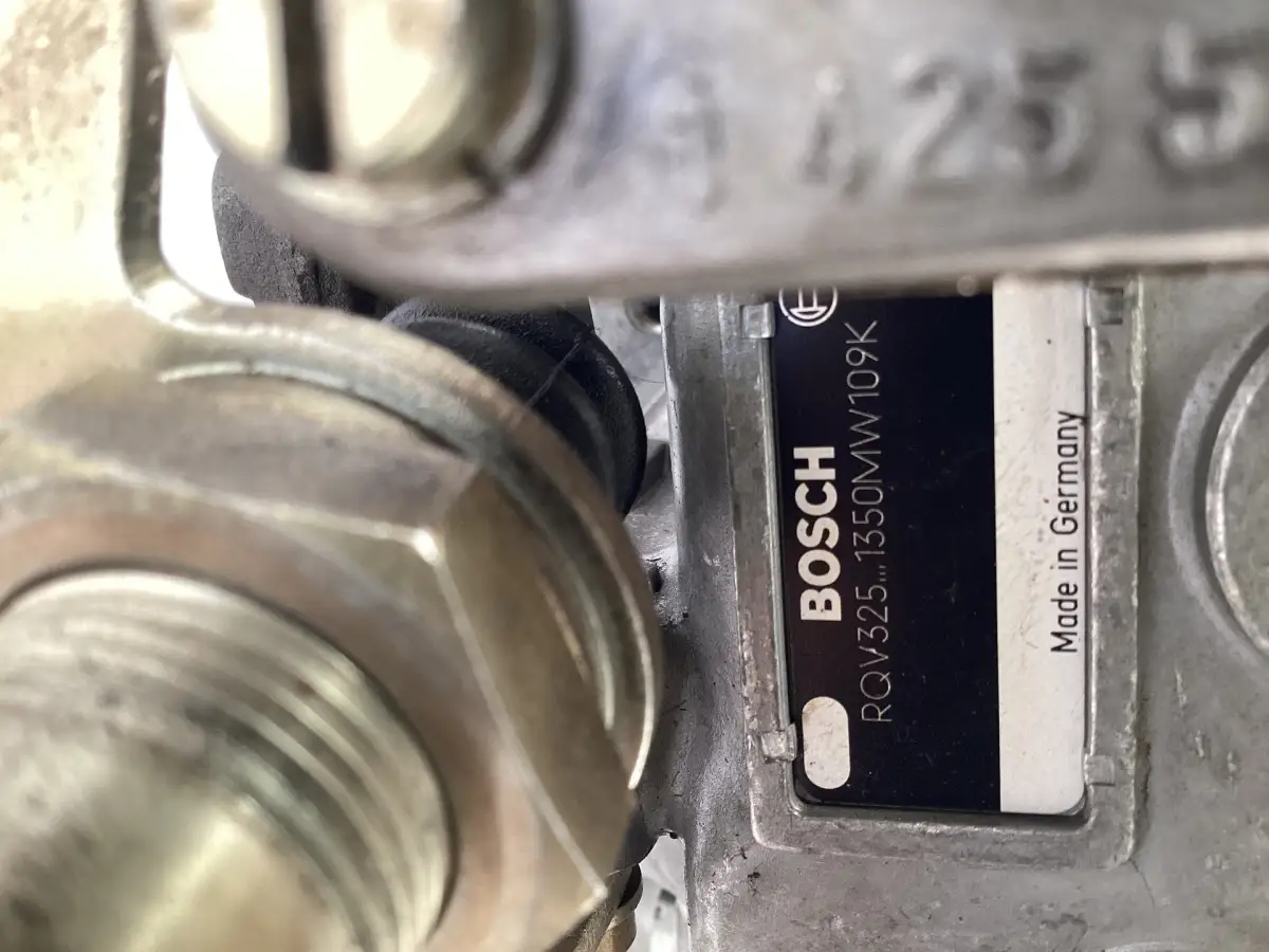 BOSCH FUEL PUMP 0403446249 USED - Picture 3