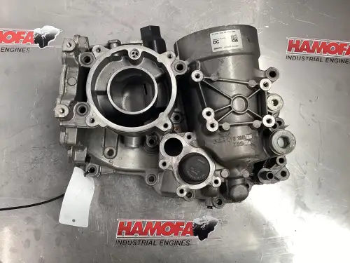 MERCEDES A 470 180 28 10 USAGÉ