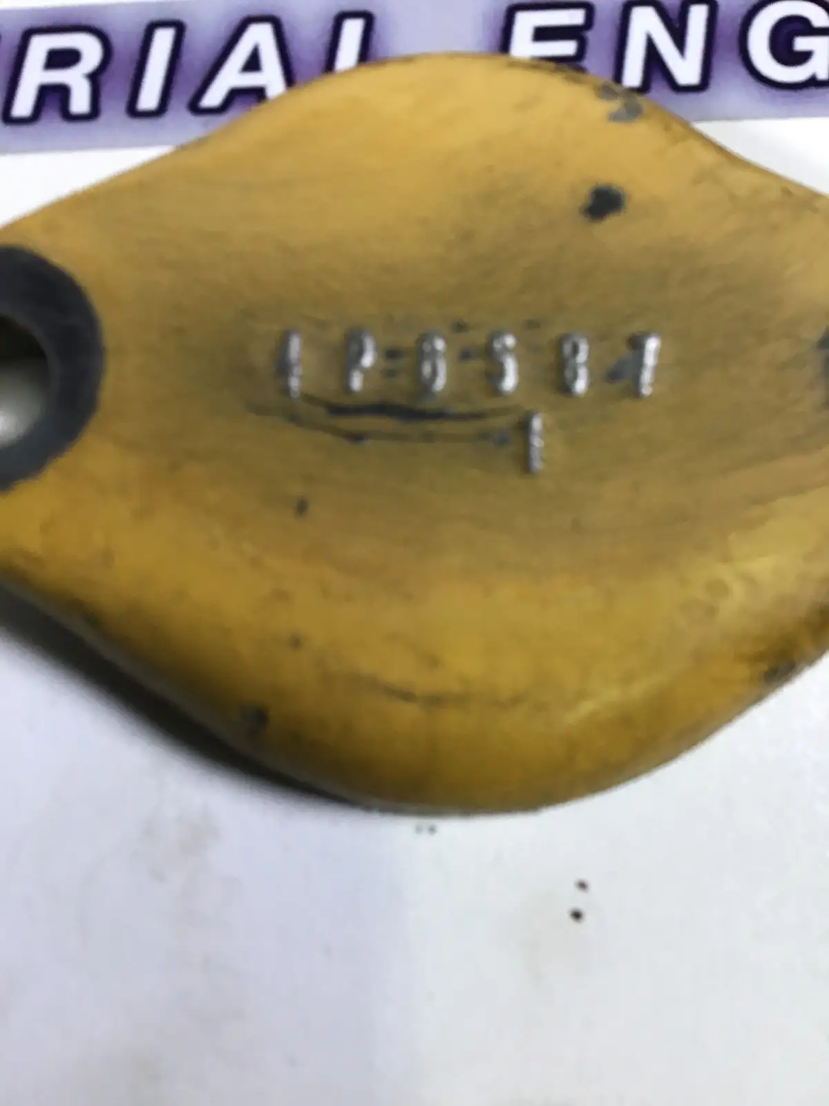 CATERPILLAR COVER PLATE 4P6587 USED - Picture 2