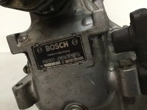 USED BOSCH FUEL PUMP 0400648030 - Thumb image 3