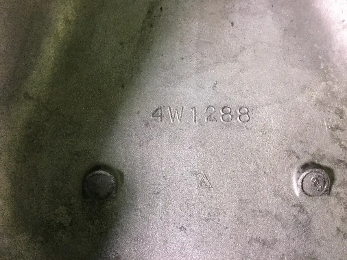 COUVERCLE DE ROCKER CATERPILLAR 4W1288 D'OCCASION - Image 2