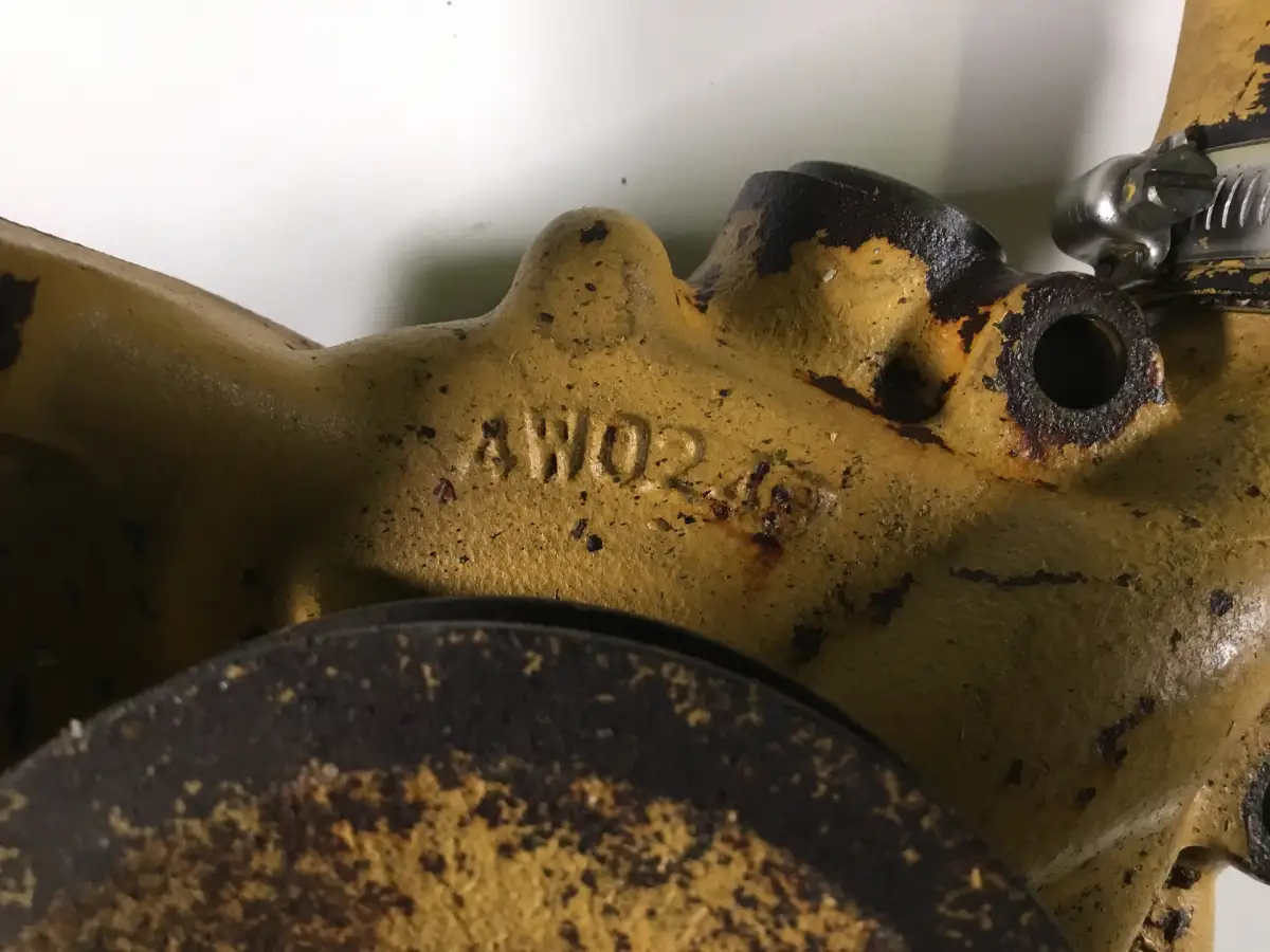 CATERPILLAR WATER PUMP HOUSING 4W0249 USED - Picture 3