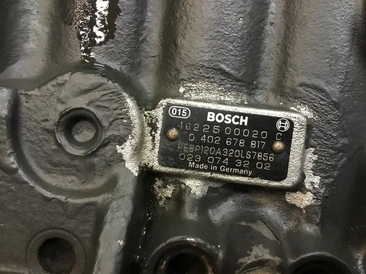 BOSCH CONJUNTO DE BOMBA DE INYECCIÓN 0402678817 USADO - Imagen 3
