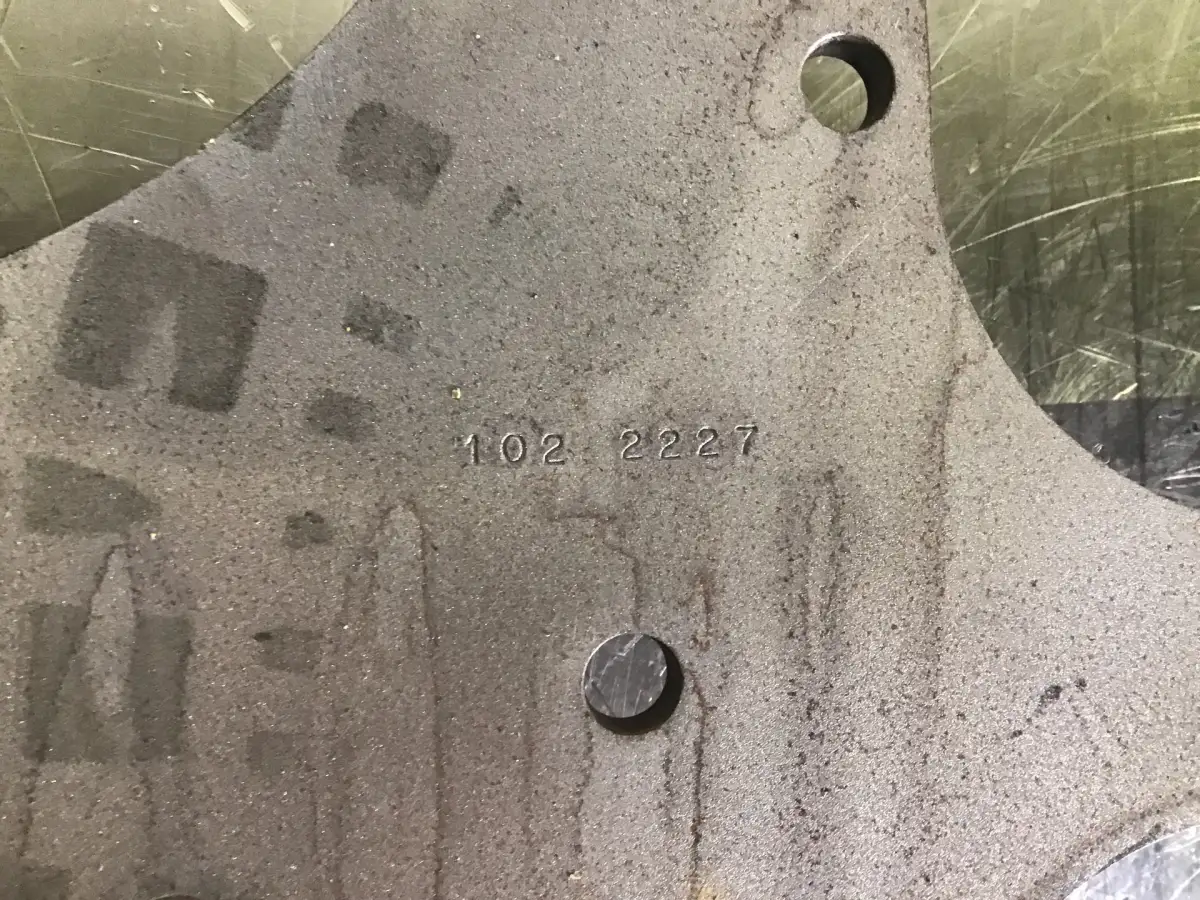 CATERPILLAR DISTRIBUTION PLATE 1022227 USED - Picture 2
