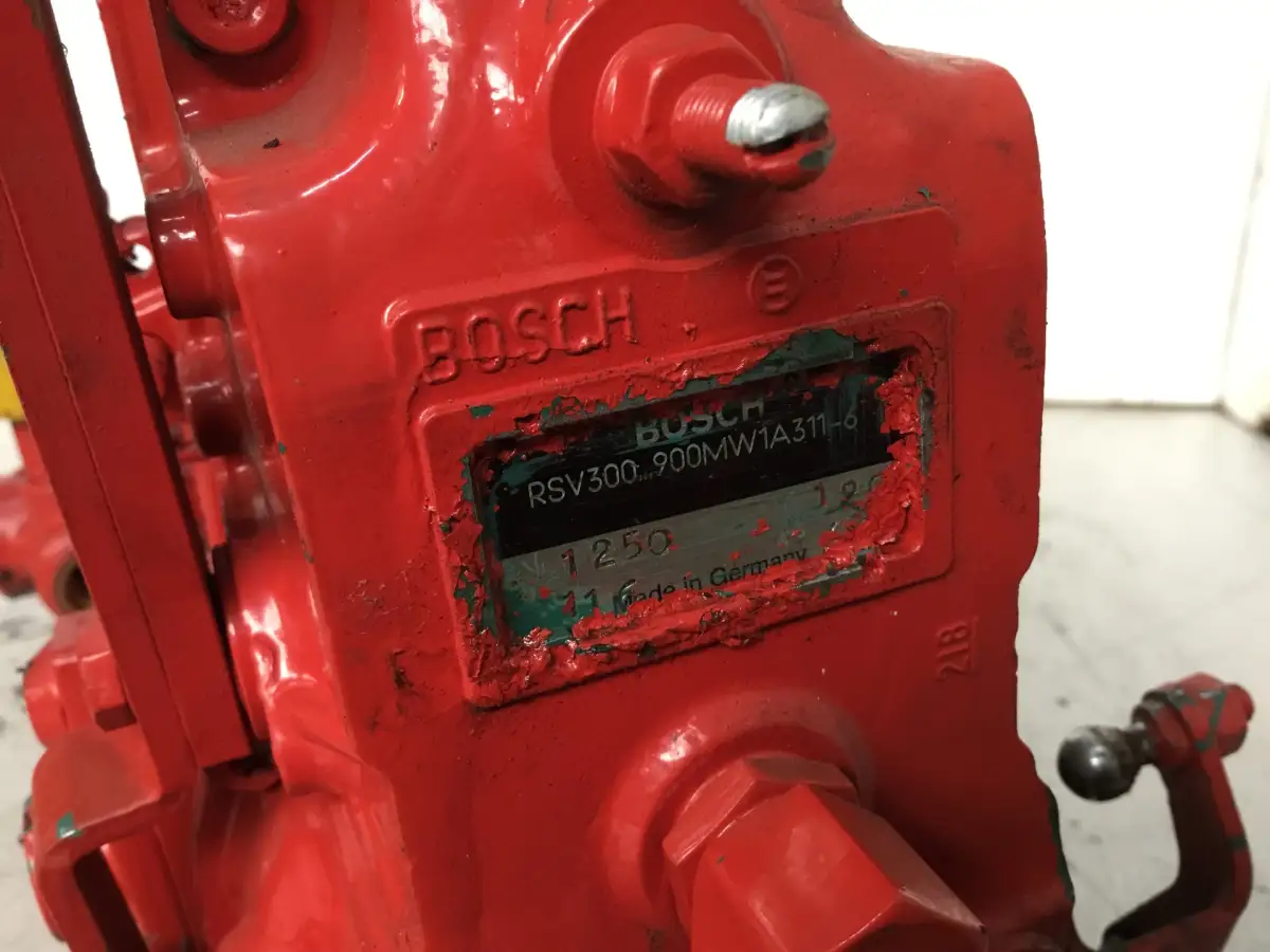 BOMBA DE COMBUSTIBLE BOSCH 0403476130 USADA - Imagen 2