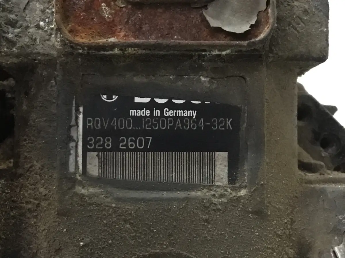 BOSCH KRAFTSTOFFPUMPE 0402736890 GEBRAUCHT – Bild 2