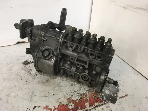 USED BOSCH FUEL PUMP 0403456101 - Thumb image 1