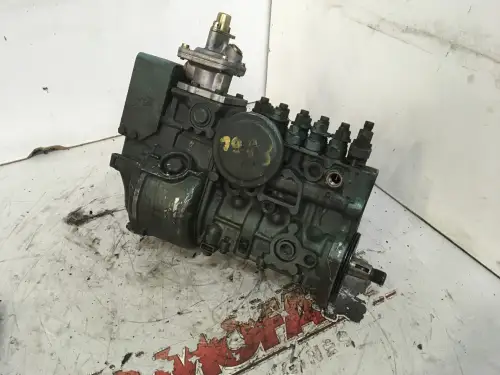 USED BOSCH FUEL PUMP 0403446152 - Thumb image 1