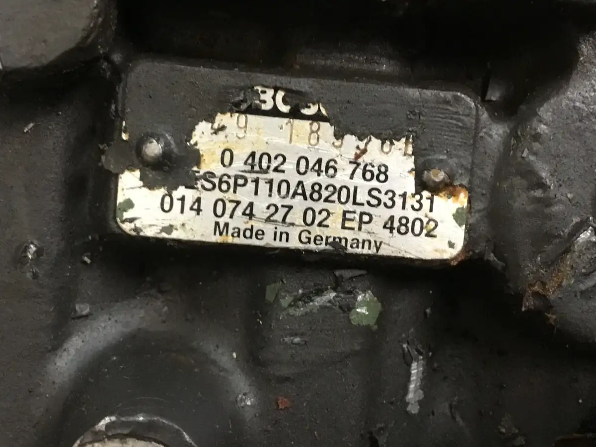 BOSCH FUEL PUMP 0402046768 USED - Picture 4