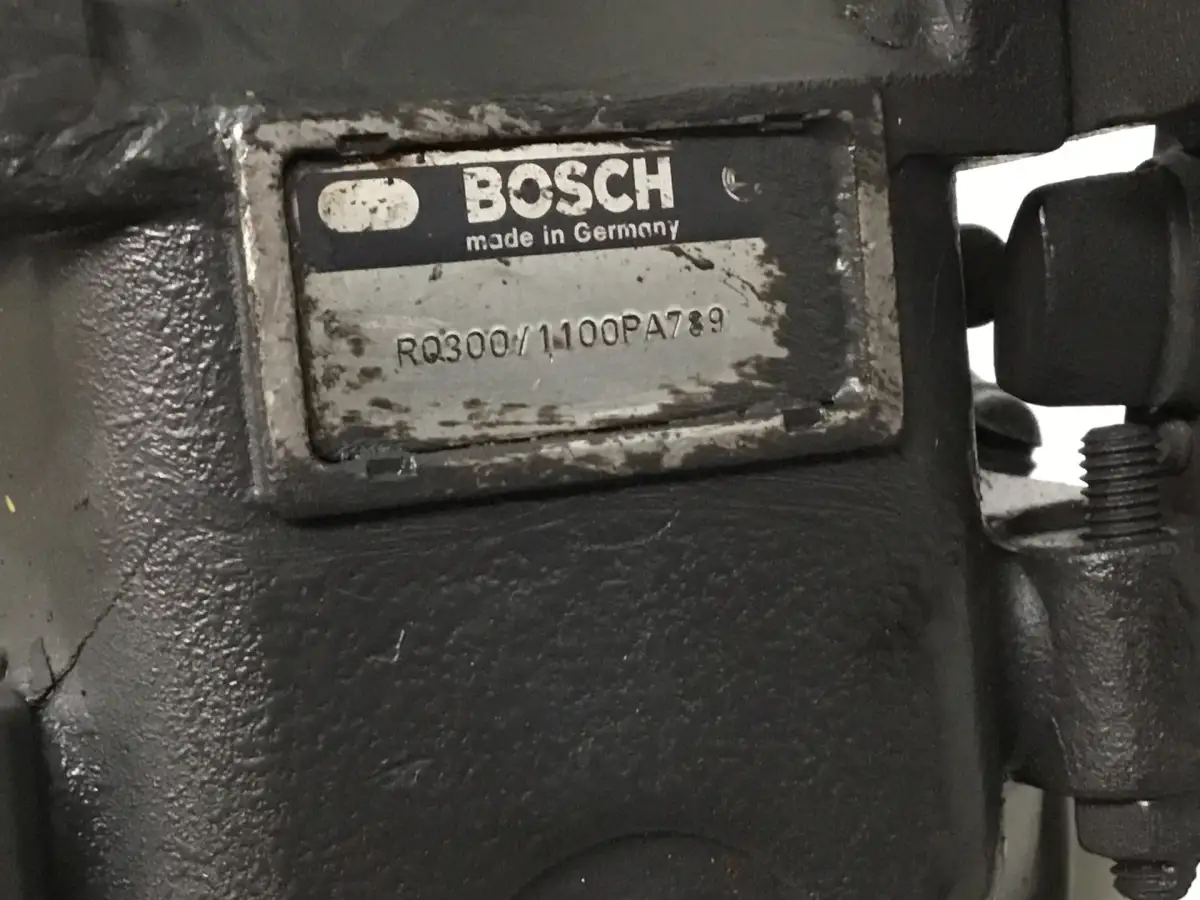 BOSCH FUEL PUMP 0402046768 USED - Picture 2