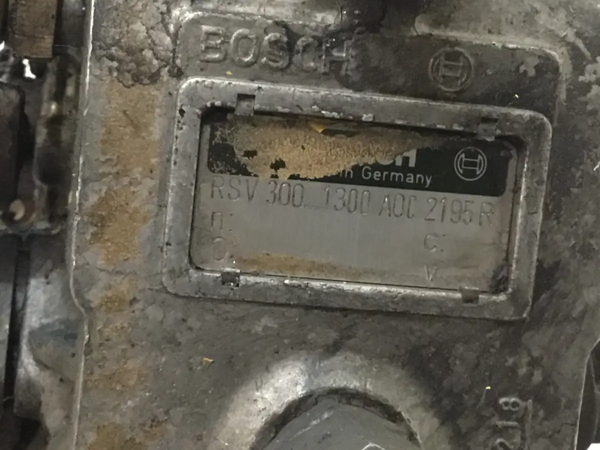BOMBA DE COMBUSTIBLE BOSCH 0400876327 USADA - Imagen 2