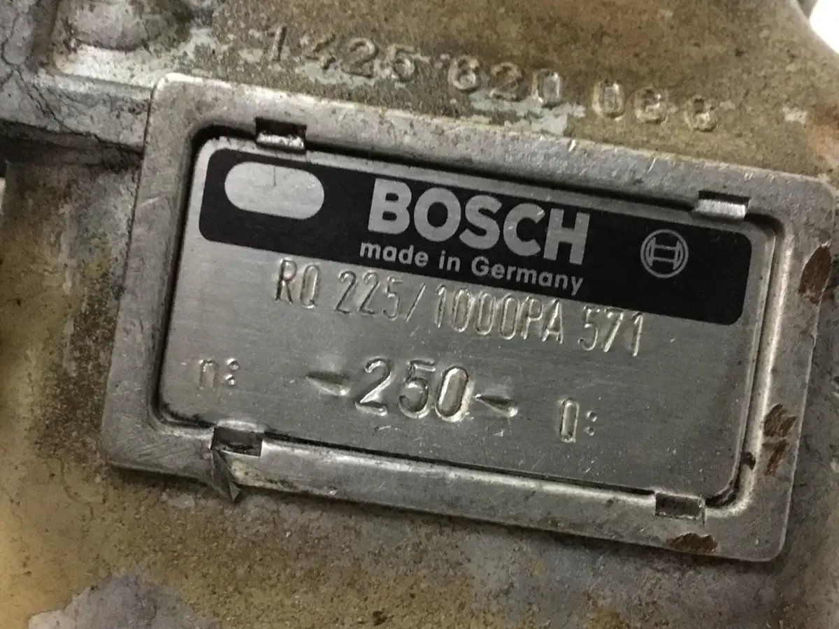 BOMBA DE COMBUSTIBLE BOSCH 0401846465 USADA - Imagen 2