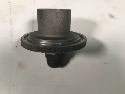 CATERPILLAR OIL FILTER ADAPTER 1025828 USED - Thumb image 2