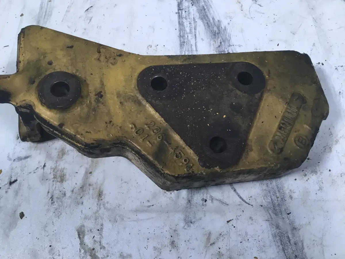 CATERPILLAR MOTOR BRACKET 2364591 USED - Picture 2